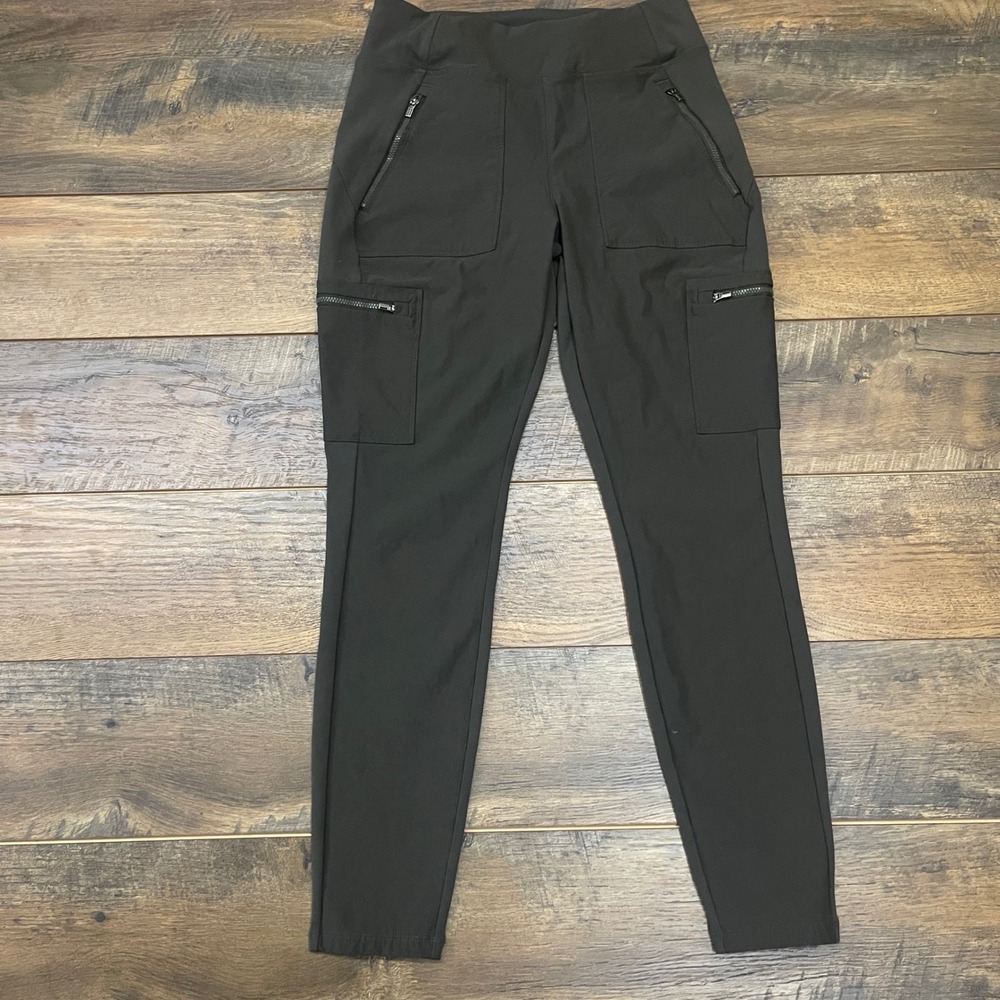 Athleta Womens Cargo Pants Dark Olive Green Slim Fit Tapered Leg Size 8 Gorpcore